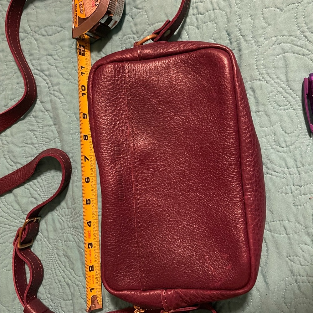 Leather Crossbody Bag in purple